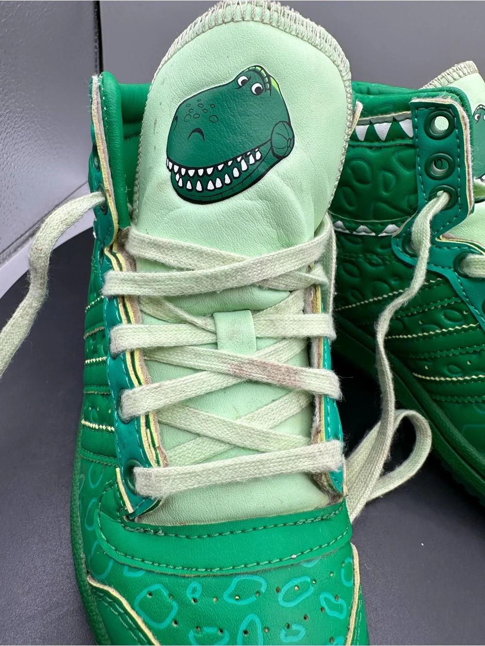 Adidas X Toy Story Top Ten Hi Kids Rex Youth 11C Debossed Scale Green